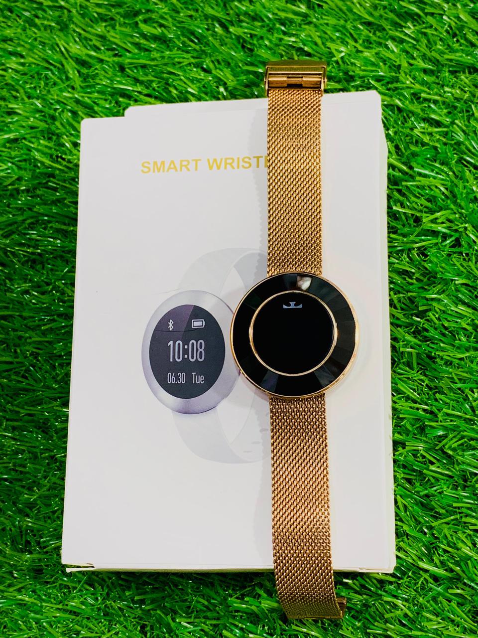 Ladies Smart Watch with Mesh Strap (Black)